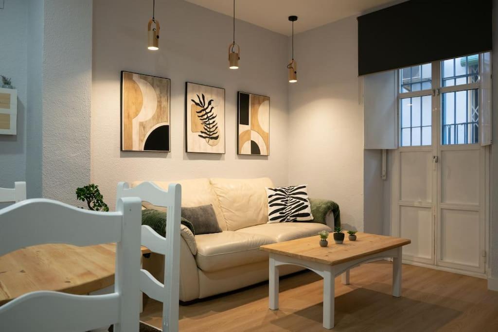 Apartamentos Alfaqueque B 塞维利亚 外观 照片